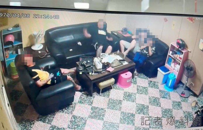 桃園男子把玩改造槍抵頭 下一秒走火爆頭慘死 64 2 1 | 社會 社會 記者爆料網
