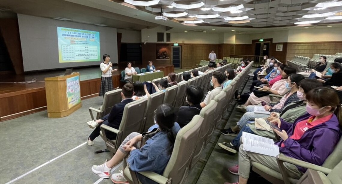 充實長照需求與職訓量能 高市勞工局即起徵求照服員專班訓練計畫