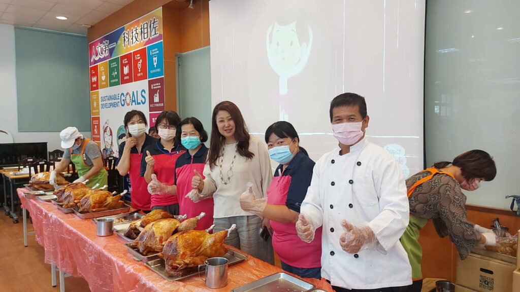 學校營養火雞大餐