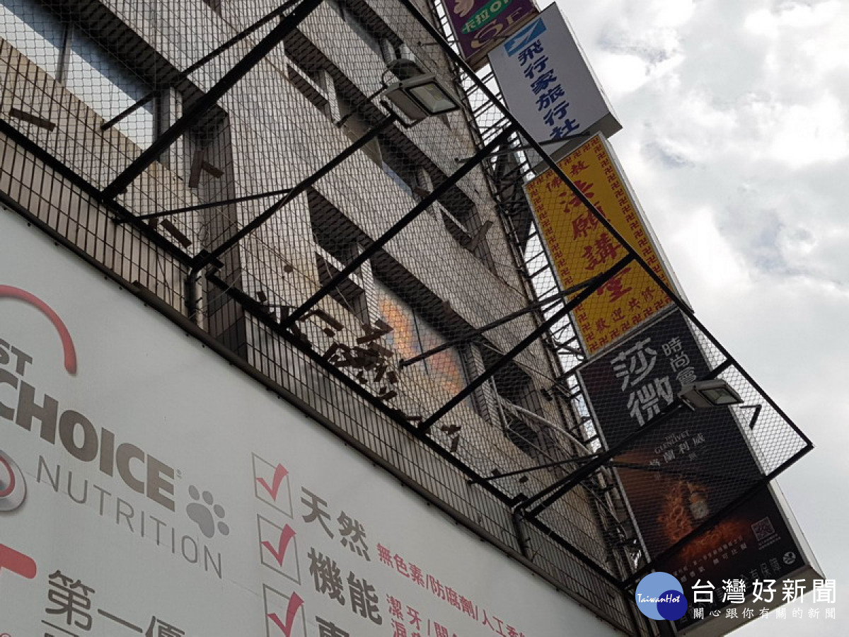 ▲高市啟動冷氣家電安裝與外牆維護公共安全巡查。