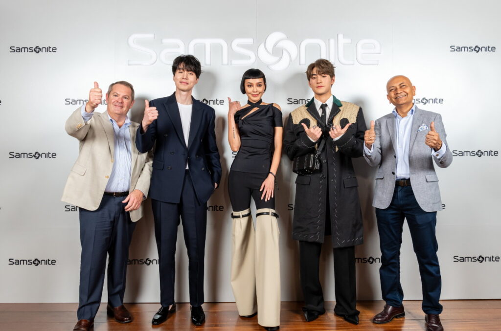 左起(Samsonite CEO Kyle Gendreau、李棟旭、李函、魏浚笙、Samsonite亞太及中東區總裁 Subrata Dutta