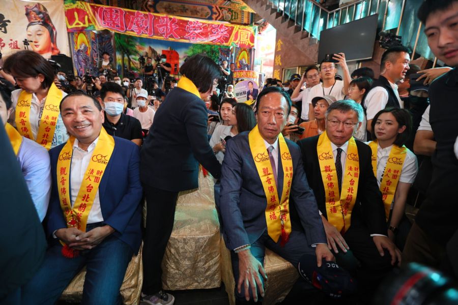 郭柯侯同台藍白合沒戲?藍黨部主委盼柯文哲換位至侯旁遭拒 247 台北市黨部主委黃呂錦茹協調換位未果。(方炳超攝)