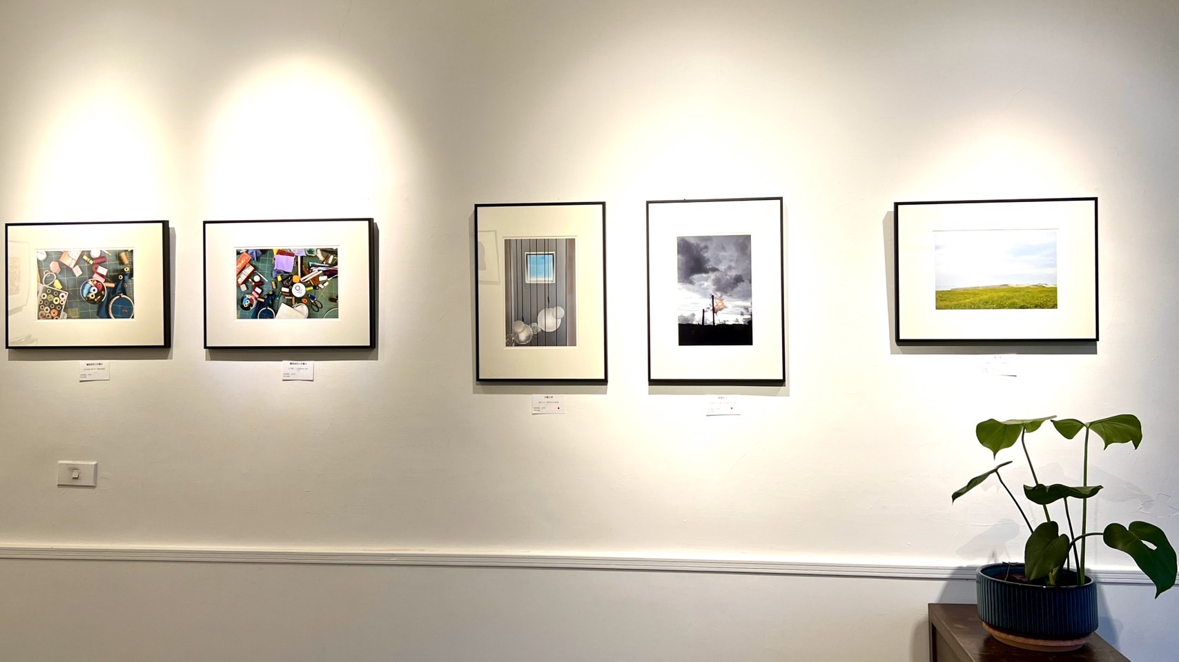 ▲古偉浩_2023 The One & Only「路過」攝影個展。(記者陳欣伶攝)