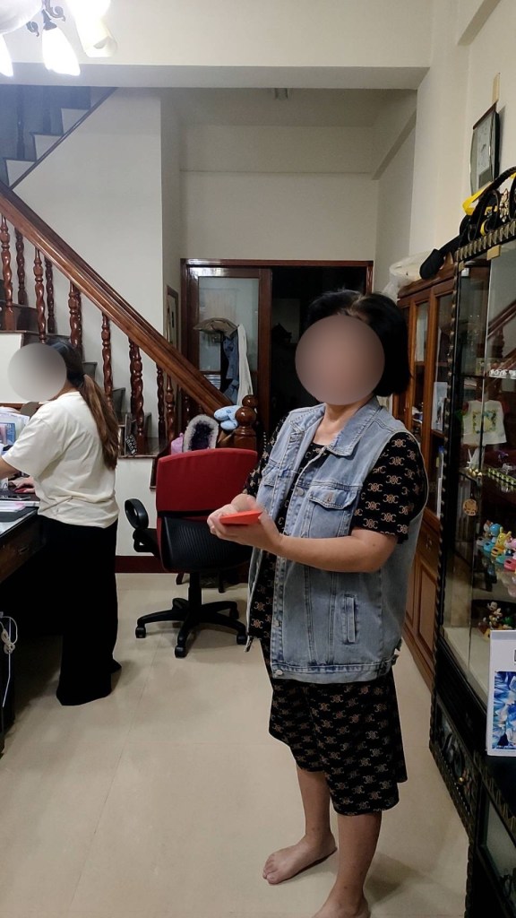 錢自動送上門?高雄一婦於信箱驚見2.25萬紅包 真相是鄰居家人放錯 69 1 2 | 生活 生活 記者爆料網