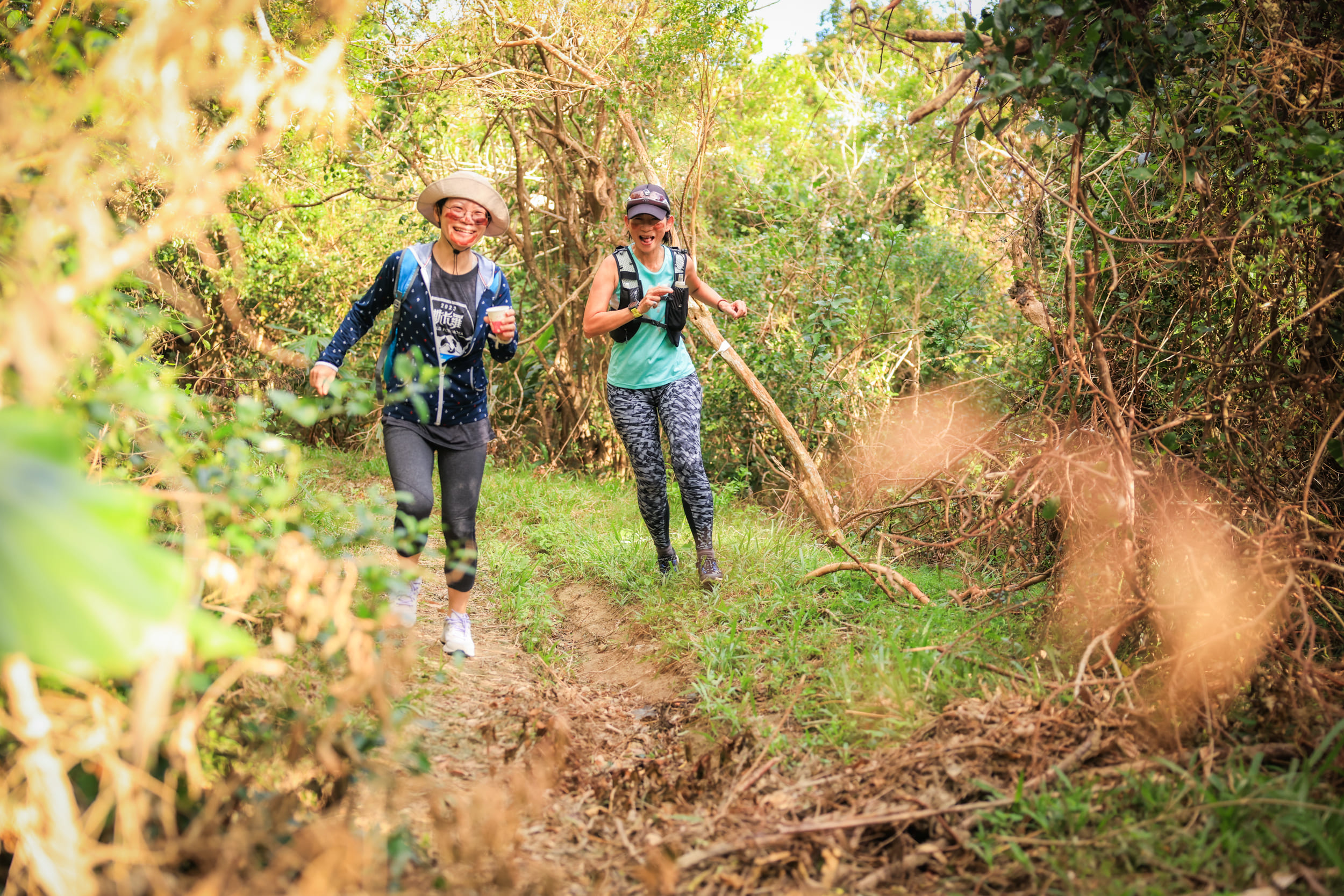 越野跑路線結合丘陵與山徑的地貌,一路往斯卡羅的聖山「大尖山」前行。