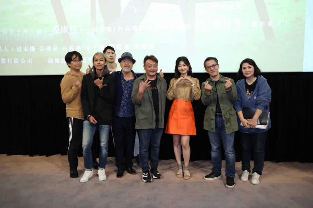 你不知道的事，全體演員首映會合影。（圖/後製團隊提供）