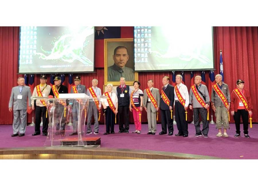 表揚抗戰英雄 研討古寧頭登步島兩大捷穩定台灣安全 245 cnews204231104a02