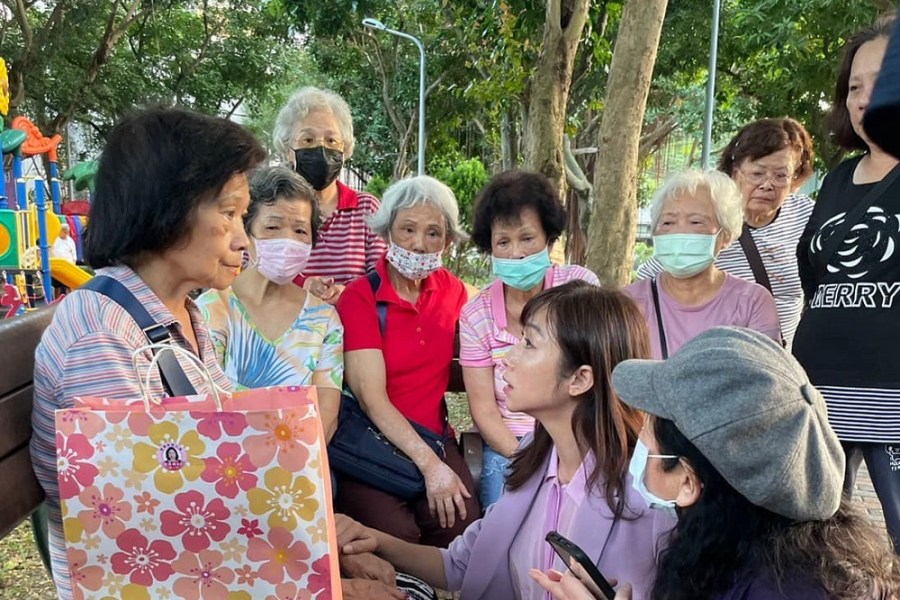 鐵皮屋宮廟失火父子一死一傷 許淑華:已緊急協助後續安置及補助 242 鐵皮屋宮廟失火父子一死一傷 許淑華:已緊急協助後續安置及補助 241