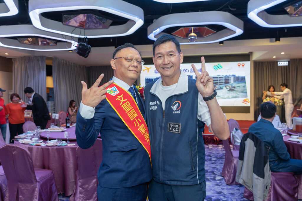 林國春議員百忙中抽空前來祝賀及致詞。