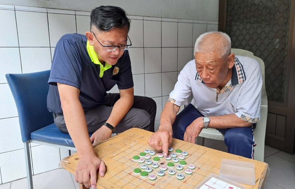關懷訪視年長榮民(眷) 高雄市榮服處邀請您共同關懷