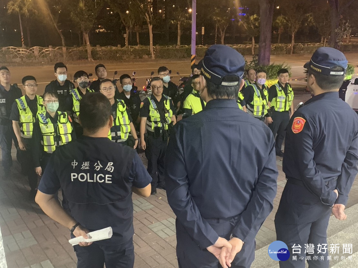 壢警青埔強力執行靜桃專案，聯合稽查取締改裝車。