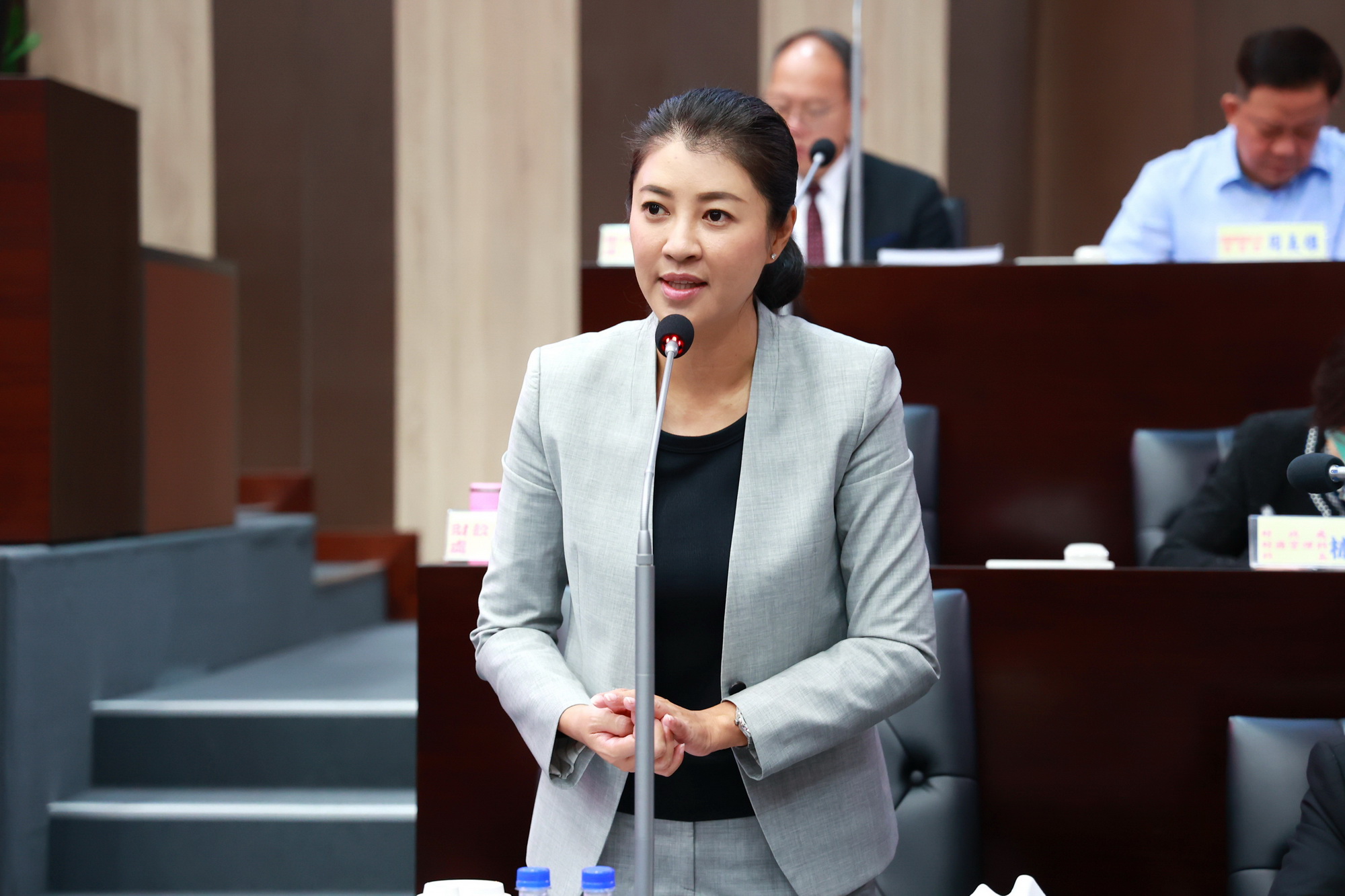 南投縣府研議敬老愛心卡計程車補助費調高至100元 南投縣府研議敬老愛心卡計程車補助費調高至100元