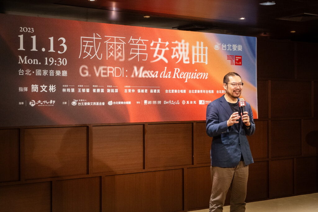 指揮簡文彬
