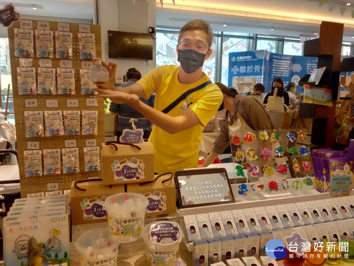 秀傳醫院今年成立醫町目康樂市集,好吃好逛又健康。圖/記者鄧富珍攝