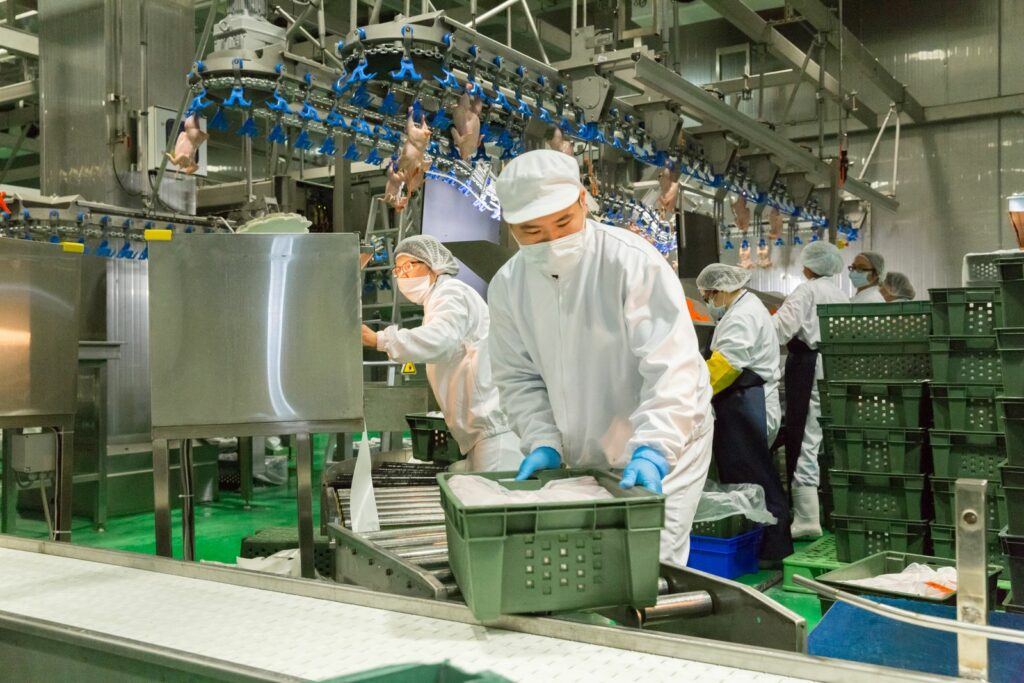 耗資十二億,洽富引進歐盟頂規氣冷雞製程