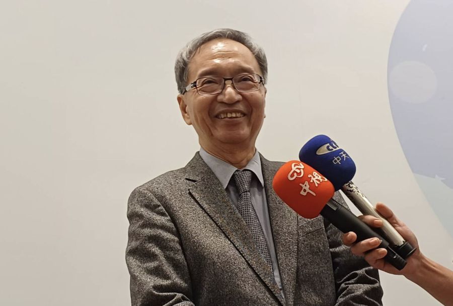 代理孕母政策跟柯文哲走？ 薛瑞元開嗆：他懂什麼代理孕母！ 207