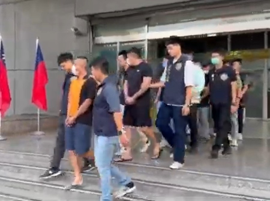 假車禍詐領保險金 警破中古車行逮7人不法所得疑逾千萬元 206 cnews204231108a08
