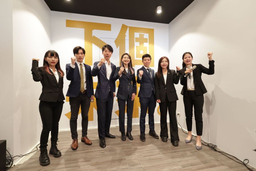 太陽花學運世代候選人合體 黃捷臨危受命戰高雄立委 216 太陽花學運世代候選人合體 黃捷臨危受命戰高雄立委 215