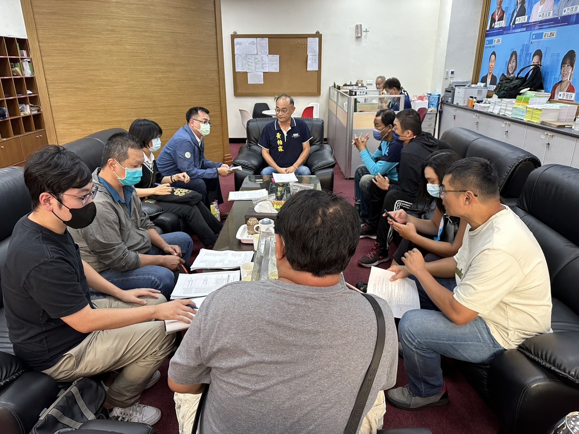 漾新聞|提案「高雄市外送平台業者自治條例」黃柏霖邀外送員探討實際需求