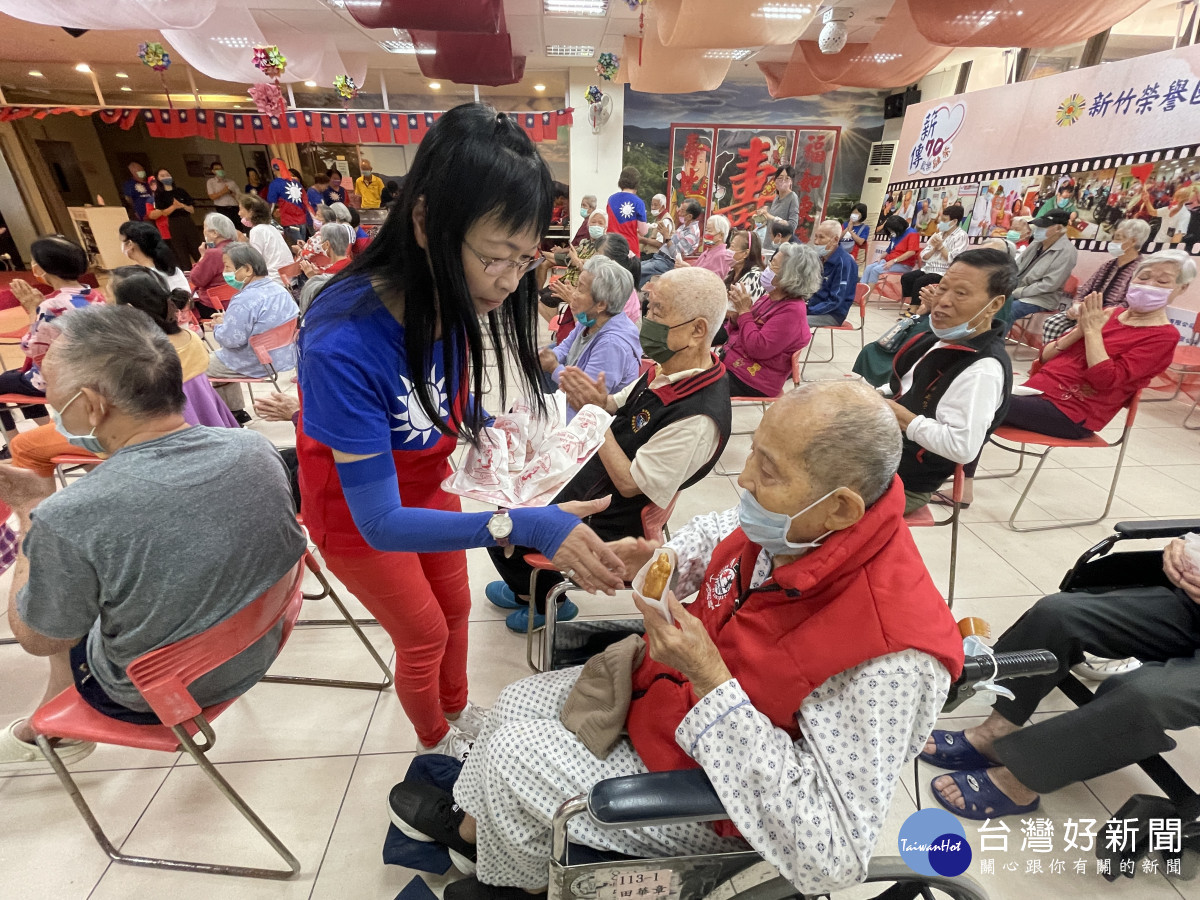香甜雞蛋糕，陪伴長輩度過美好的午茶時光
