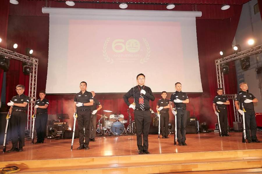 中正高中60周年校慶 校友齊心募款成立校友講堂 248 中正高中60周年校慶 校友齊心募款成立校友講堂 247