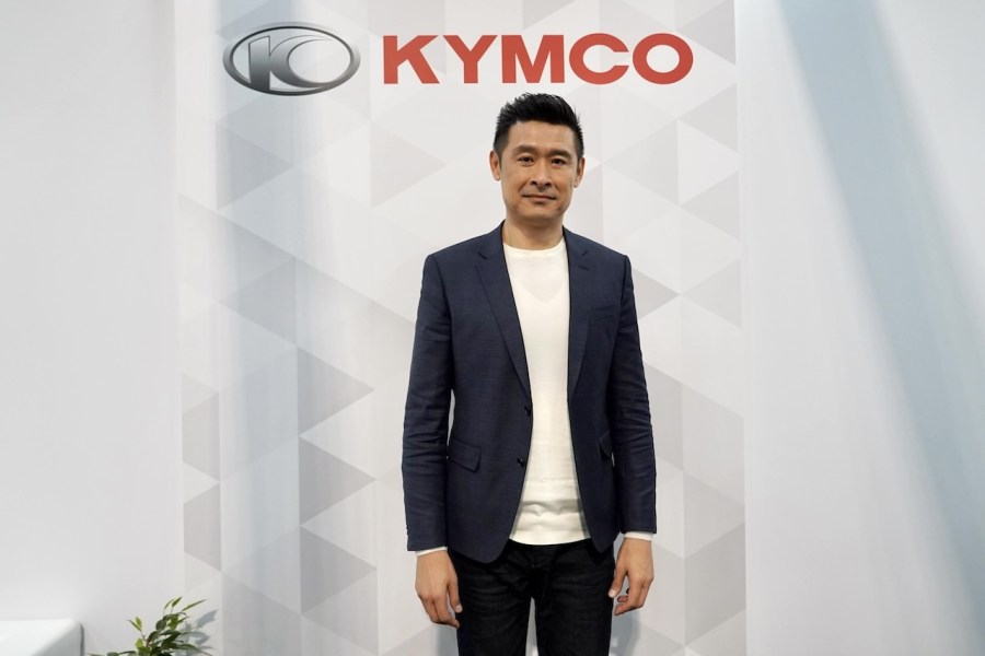 【有影】2023米蘭車展/最棒的是可以沒有換電站!柯勝峯:車電分離、充換合一 光陽Ionex讓產業起飛 220 cnews124231109a01