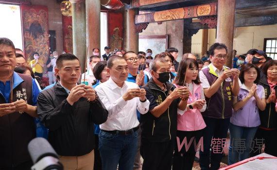 侯友宜參拜福安宮「溪湖媽」宣布當選總統成立緝毒署