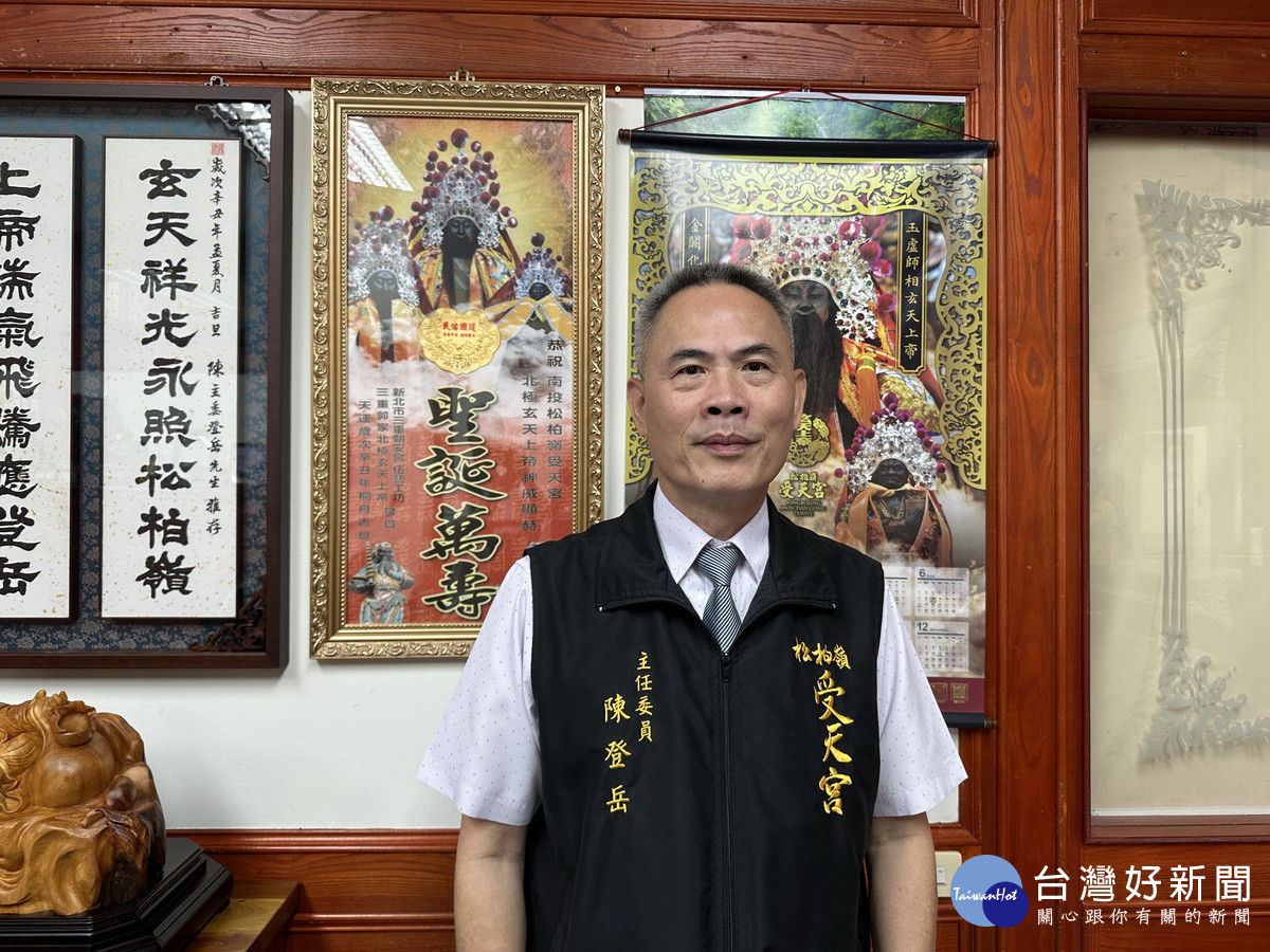 陳主委強調受天宮以電子炮維護環境。(記者扶小萍攝)