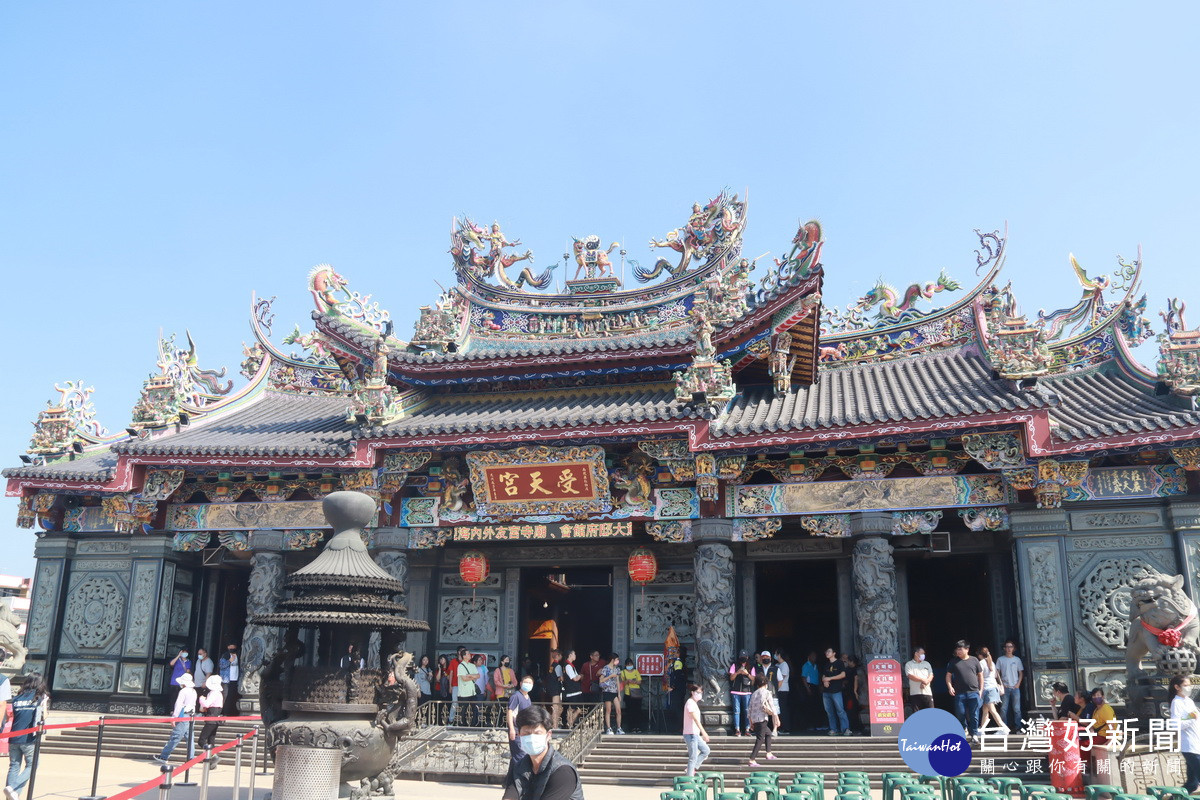 受天宮玄天上帝特別靈驗甚受地方民眾敬仰。(記者扶小萍攝)
