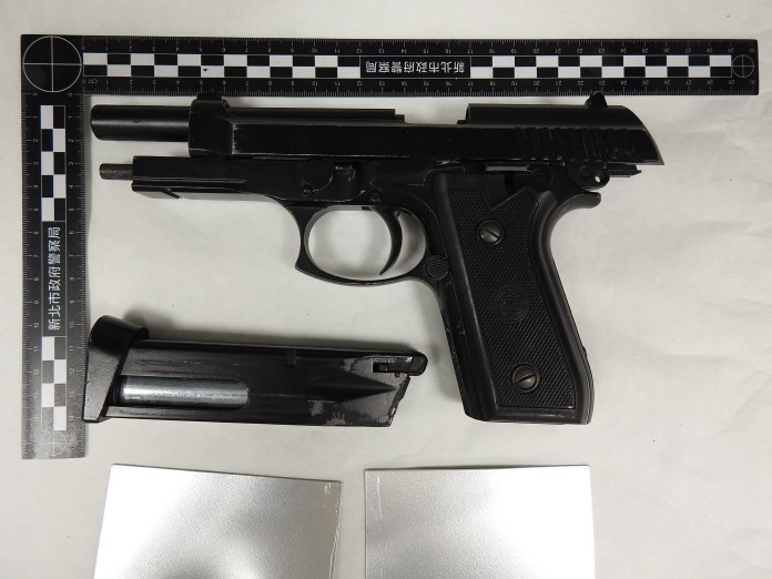 覺得好玩?頂樓試射空氣槍「打破3民宅窗戶」警逮2少年 61 DSCN2959 | 社會 社會 記者爆料網