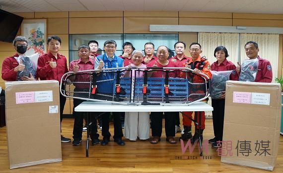天地日月靈修會拋磚引玉 雲林縣消防局獲贈消防救災裝備一批