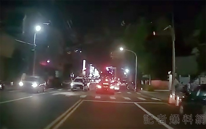 放學歸心似箭 虎尾高中學生過馬路遭撞傷 64 3 3 | 社會 社會 記者爆料網