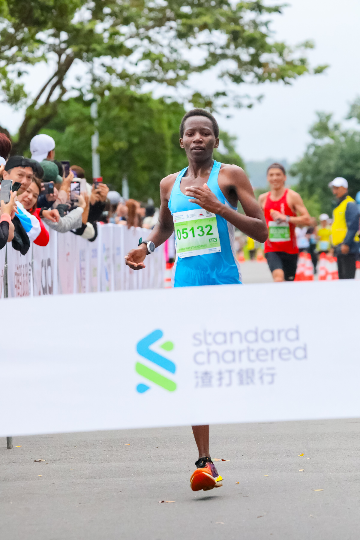 來自肯亞的 Monica Watetu Ndiritu 以2小時49分02秒的成績,勇奪2023渣打馬全馬女子組冠軍