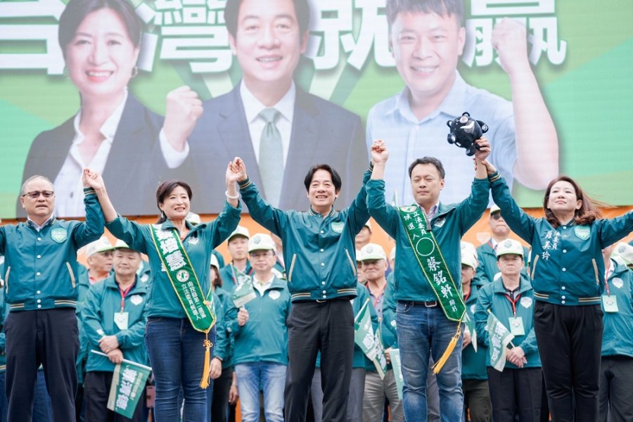 南投競選總部成立帶小雞催票 賴清德:民進黨執政讓讓世界上架台灣 346 南投競選總部成立帶小雞催票 賴清德:民進黨執政讓讓世界上架台灣 345