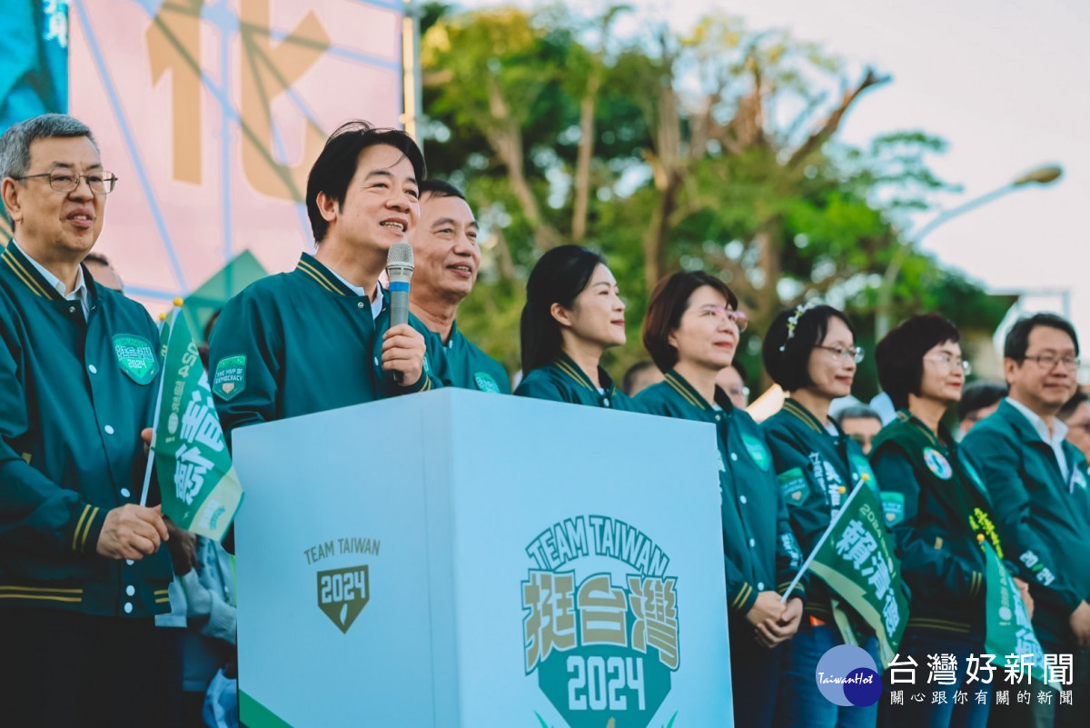 賴清德黃秀芳聯合競總成立五千人相挺，賴清德：挺女力戰對讓彰化被世界看見。圖／記者鄧富珍攝