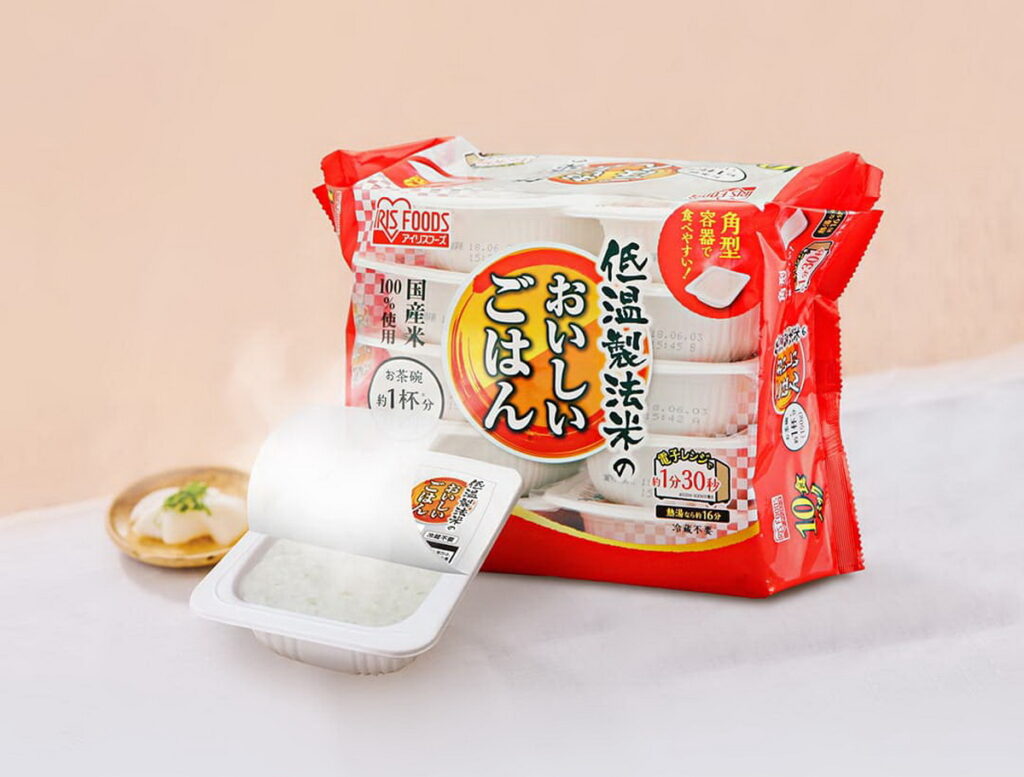 IRIS OHYAMA微波即食白飯,將日本一等米以微波盒裝呈現,只要90秒簡單微波一下,就可以享受到熱騰騰的美味白飯。