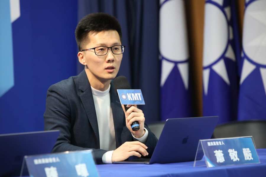 馬英九、韓國瑜表態挺全民調 蕭敬嚴:看侯友宜如何接球 292 馬英九、韓國瑜表態挺全民調 蕭敬嚴:看侯友宜如何接球 291
