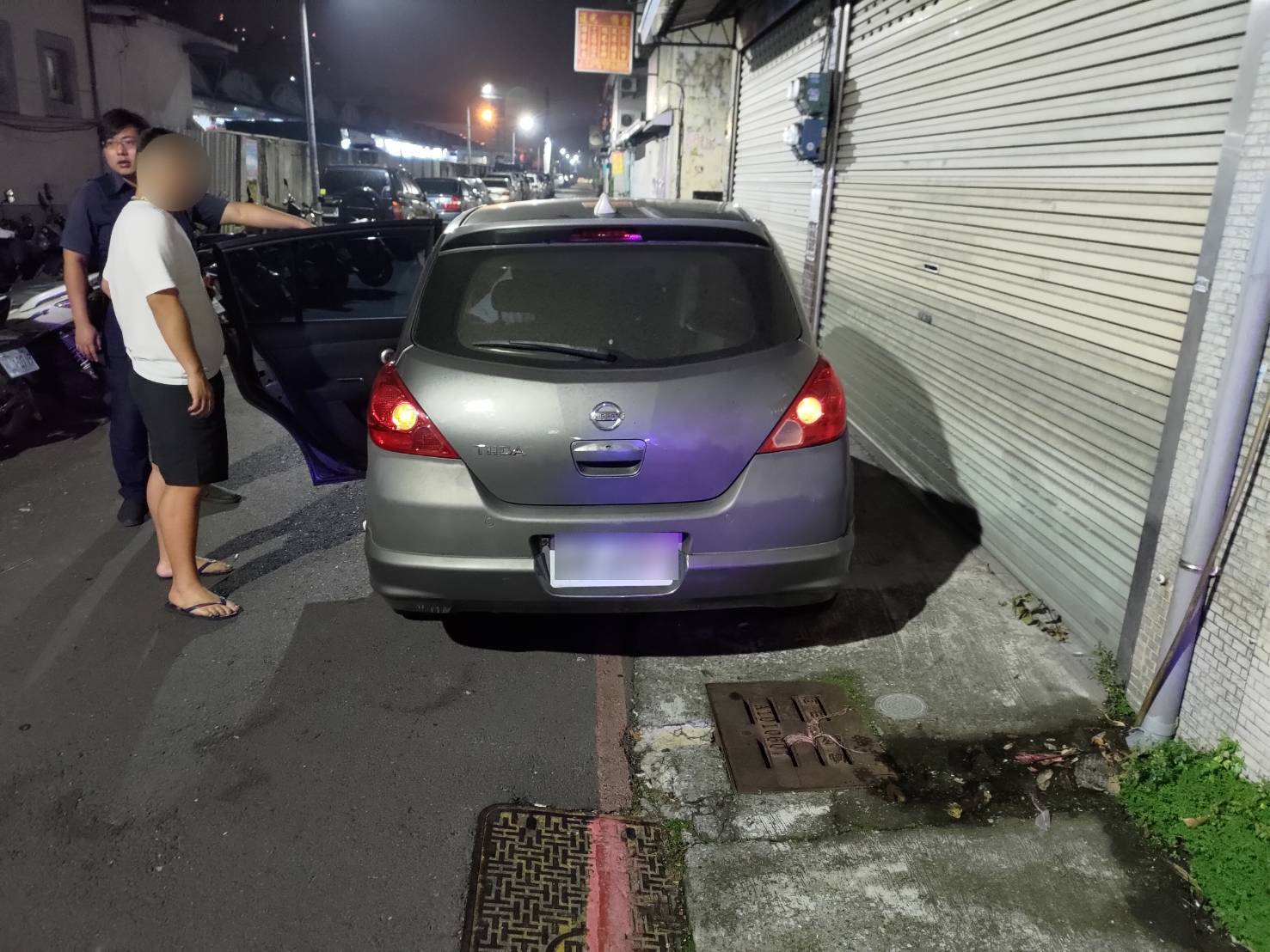 未開大燈心虛遭逮 警鷹眼緝獲近百毒咖啡包