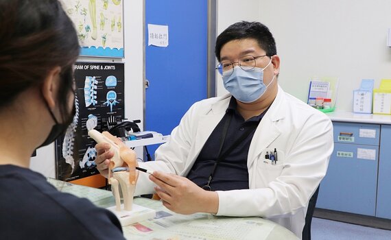 溜直排輪膝關節受損 微創內視鏡手術後重返溜冰場