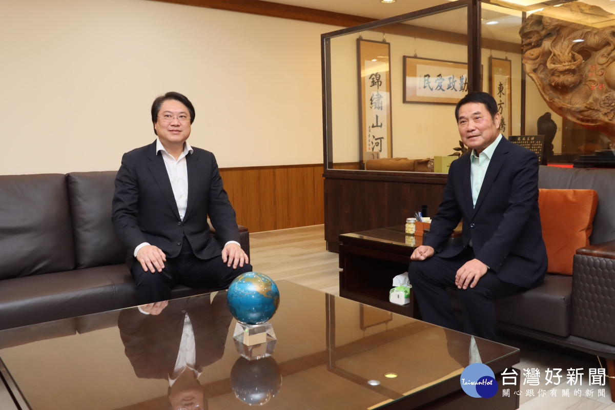 林右昌訪視苗縣府　 鍾東錦積極爭取警察局重建、科東二路等交通建設經費