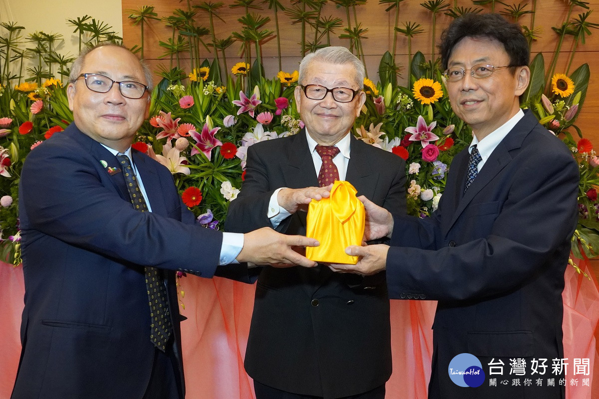 大葉第12任校長交接 新任校長方文昌博士領航下永續經營、再創新猷