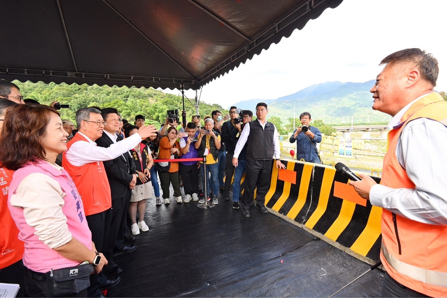 花蓮縣木瓜溪橋改建工程 陳揆:融合安全、景觀、人本及生態設計元素