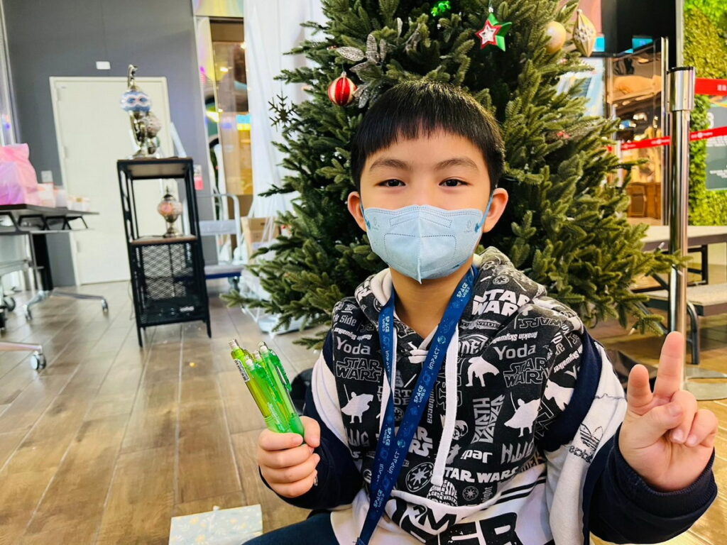 遠雄廣場邀請大家一同分享聖誕喜悅,不僅是送禮物,更是填滿孩子們內心希望的實際行