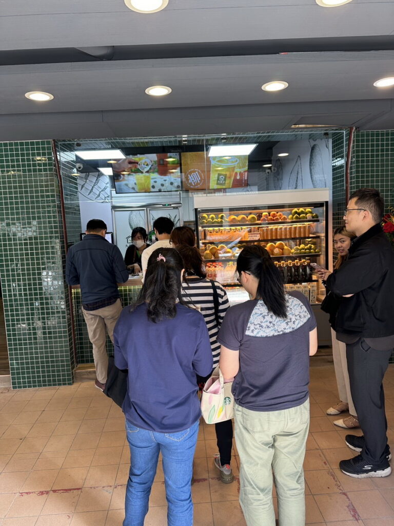 大苑子大安也思店今15日開幕盛況