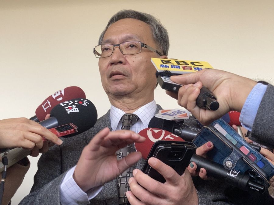 挪安全準備金補貼醫院診所 薛瑞元:健保「1點1元」不可能! 204 挪安全準備金補貼醫院診所 薛瑞元:健保「1點1元」不可能! 203