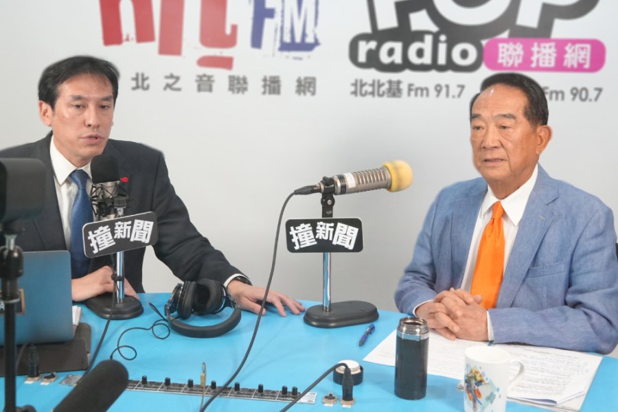 藍白合解方? 宋楚瑜喊:好可惜!推我出來選就好了 180 藍白合解方? 宋楚瑜喊:好可惜!推我出來選就好了 179
