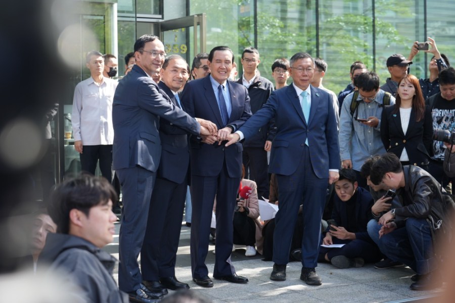 藍白合侯柯配機率大 藍營人士:支持者補償心態 政黨票投民眾黨 208 朱立倫、侯友宜、柯文哲15日在馬英九見證下形成六點共識
