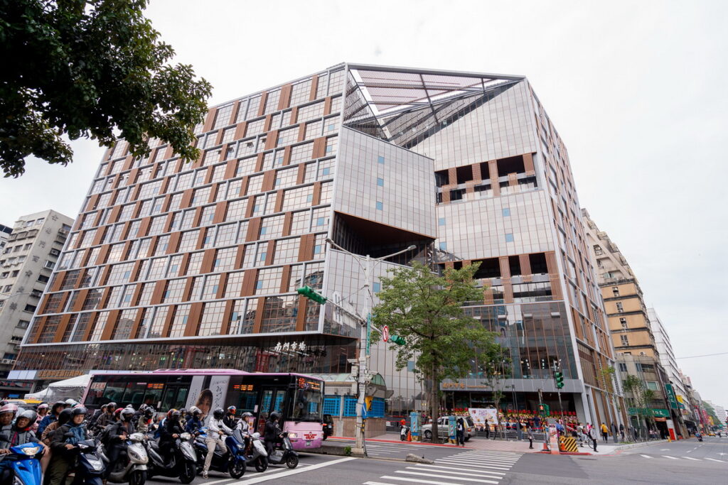改建升級後,南門市場已蛻變成國際級的觀光市場!