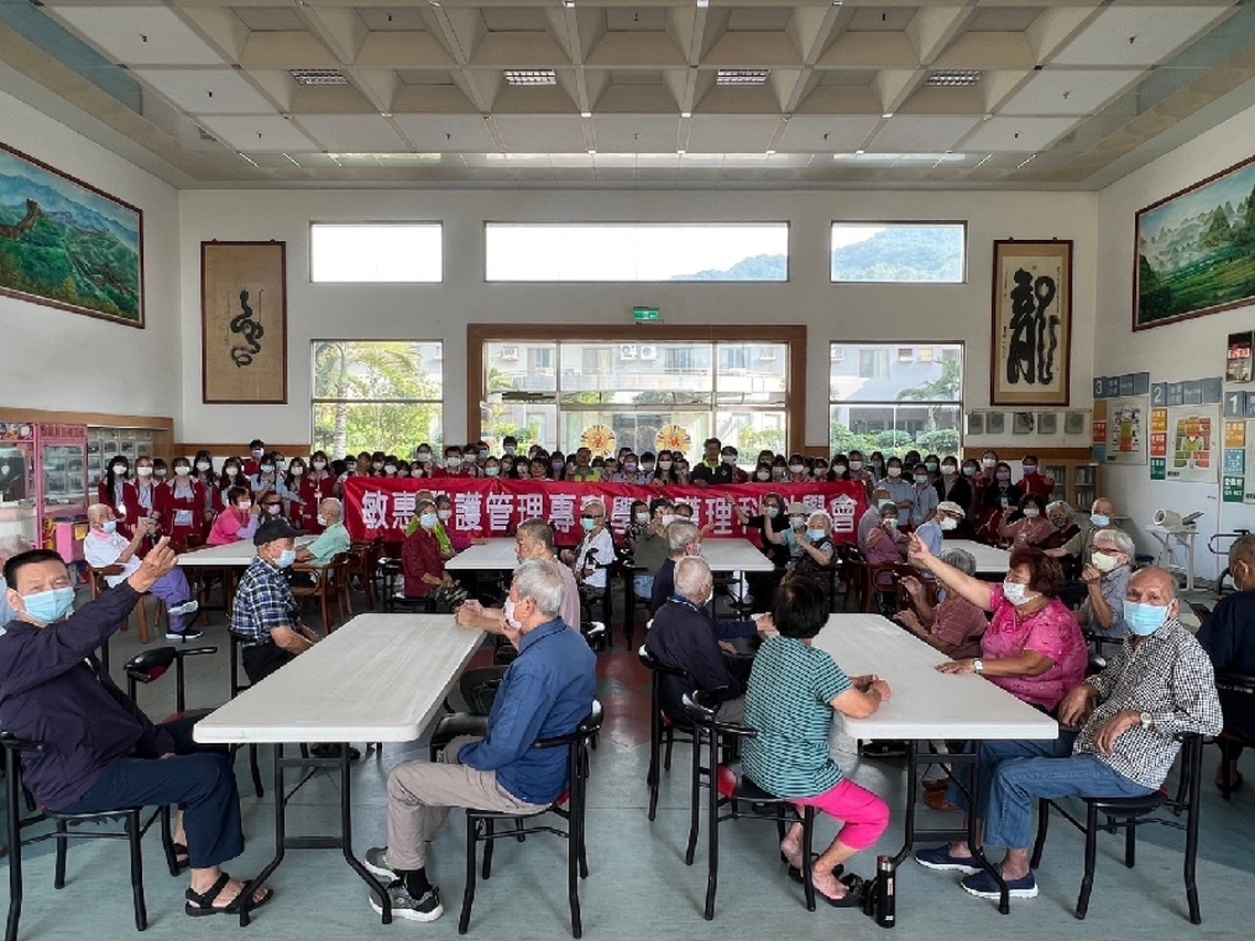 敏惠醫專師生關懷白河榮家長輩,共創幸福家園