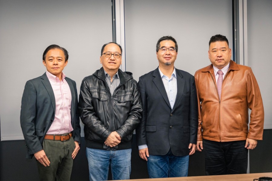 藍白合民調難產!柯侯配這幾家勝出「匯流調查被採納」 232 文化大學新聞系教授莊伯仲、政大選研中心特聘研究員陳陸輝、馬英九基金會執行長蕭旭岑、求真民調公司總經理關智宇